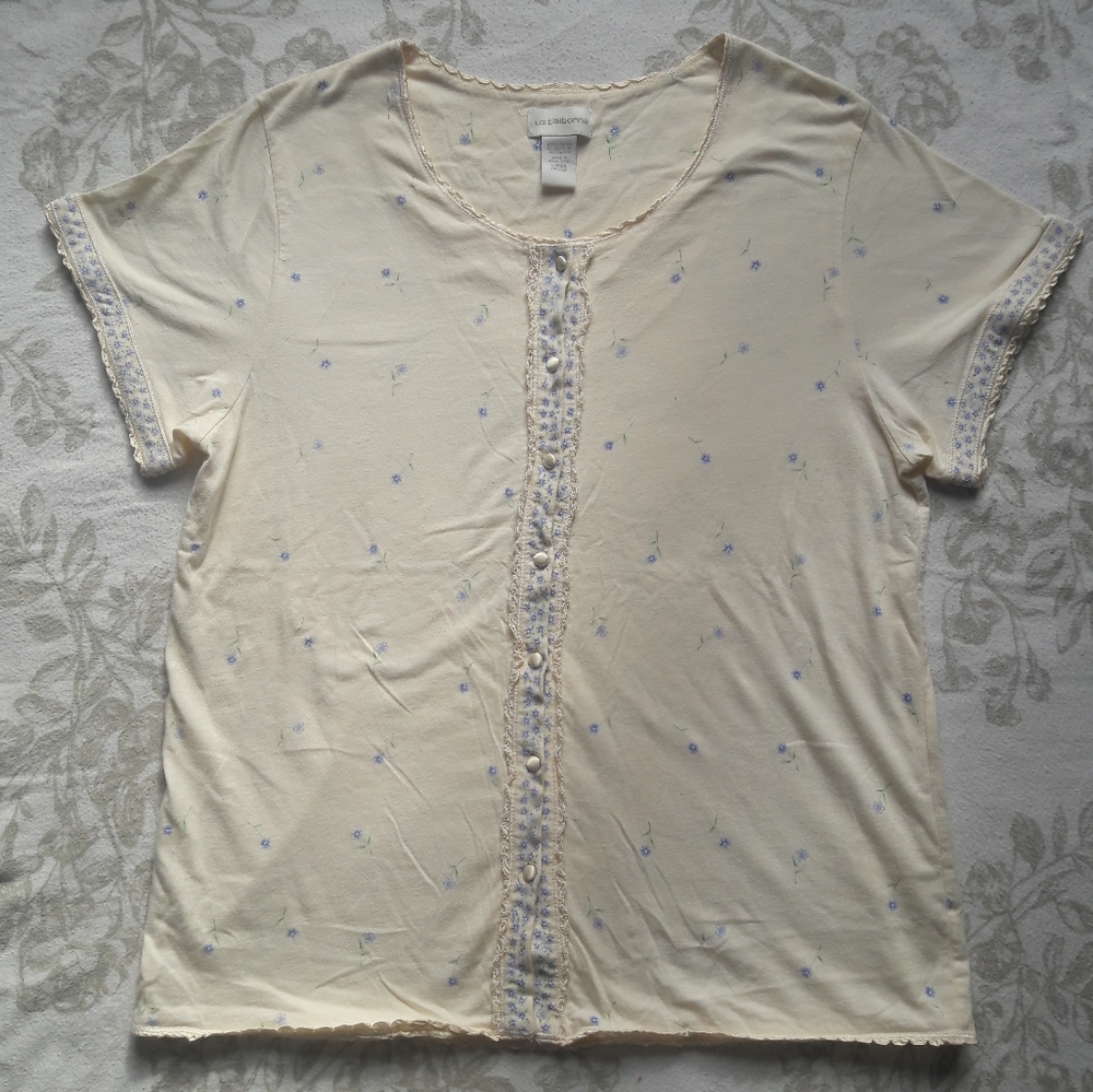 Liz Claiborne floral button up shirt
